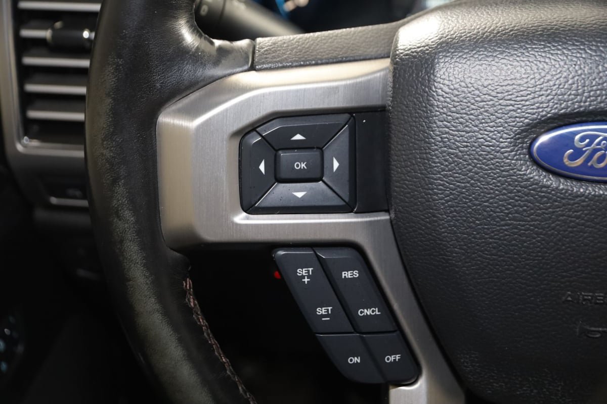 Used 2019 Ford F150 Platinum w/ FX4 Off-Road Package AWD/4WD image 37