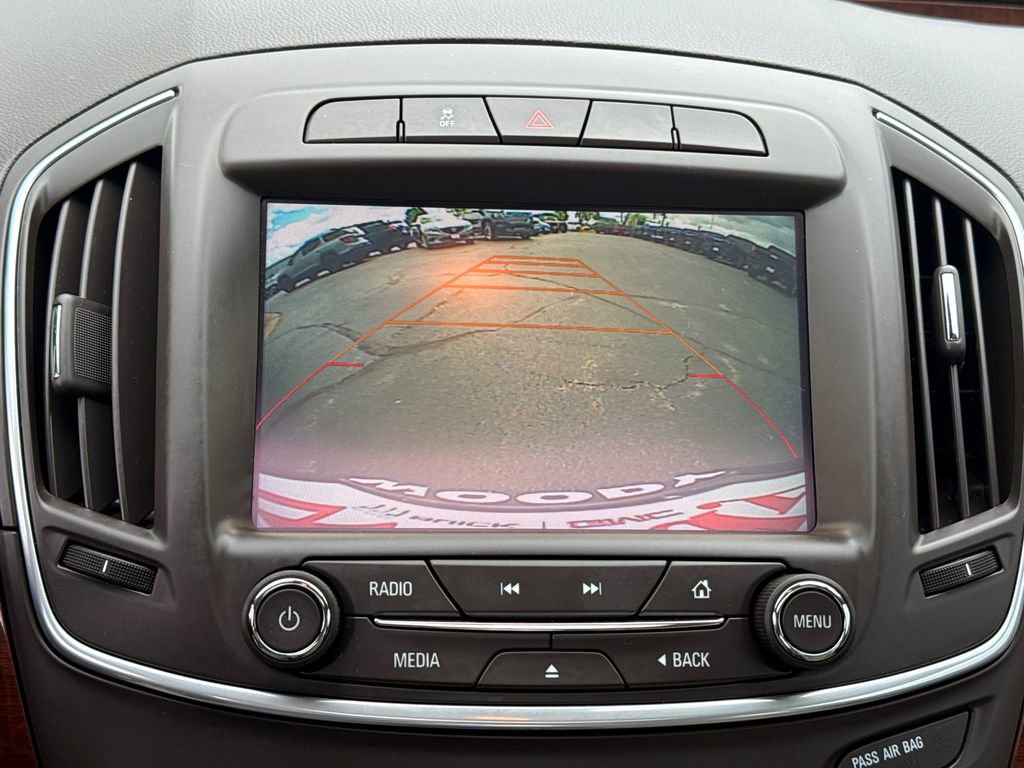 Used 2017 Buick Regal Sport Touring FWD image 23