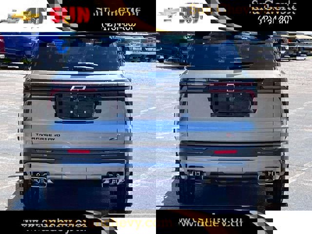 New 2026 Chevrolet Traverse Z71 w/ Enhanced Driving Package image 4