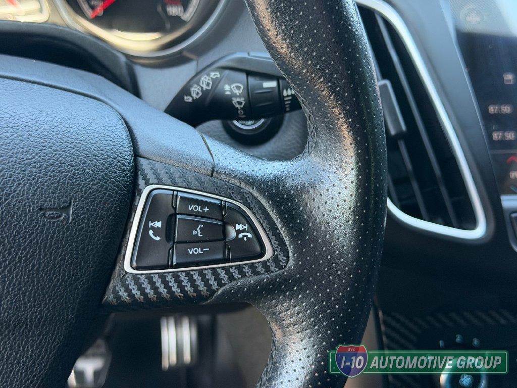 Used 2018 Ford Focus ST FWD image 24