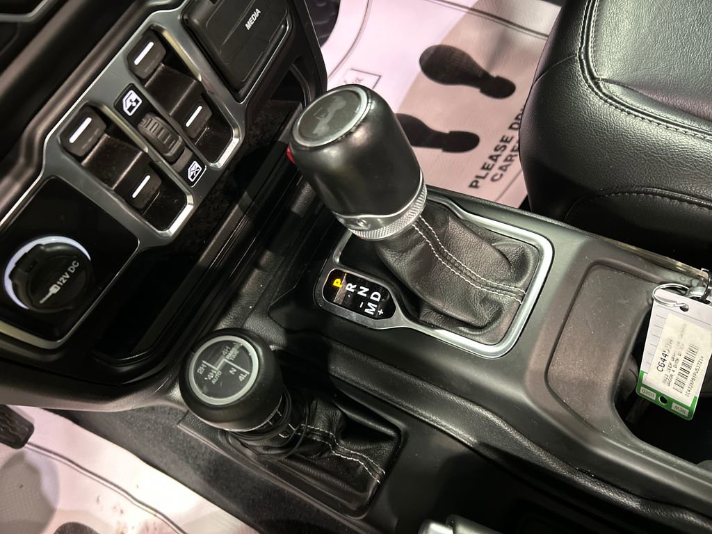 Used 2023 Jeep Wrangler Unlimited Sahara w/ Cold Weather Group image 20