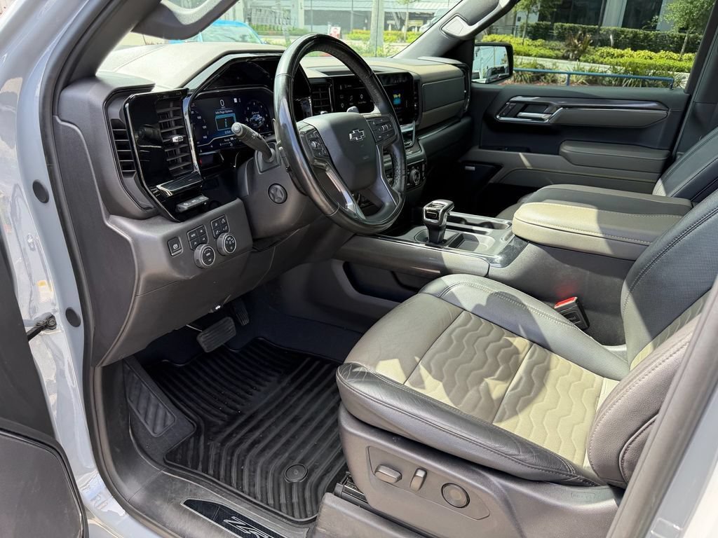 Used 2024 Chevrolet Silverado 1500 ZR2 w/ Technology Package AWD/4WD image 11