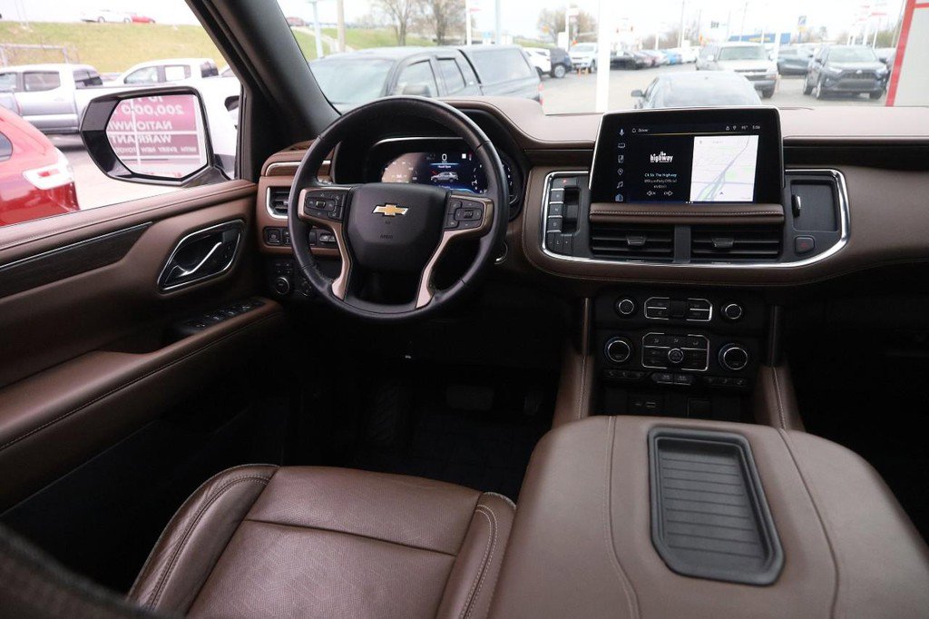 Used 2023 Chevrolet Tahoe High Country w/ Premium Package 2 image 25