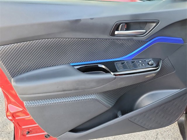 Used 2021 Toyota C-HR XLE image 12