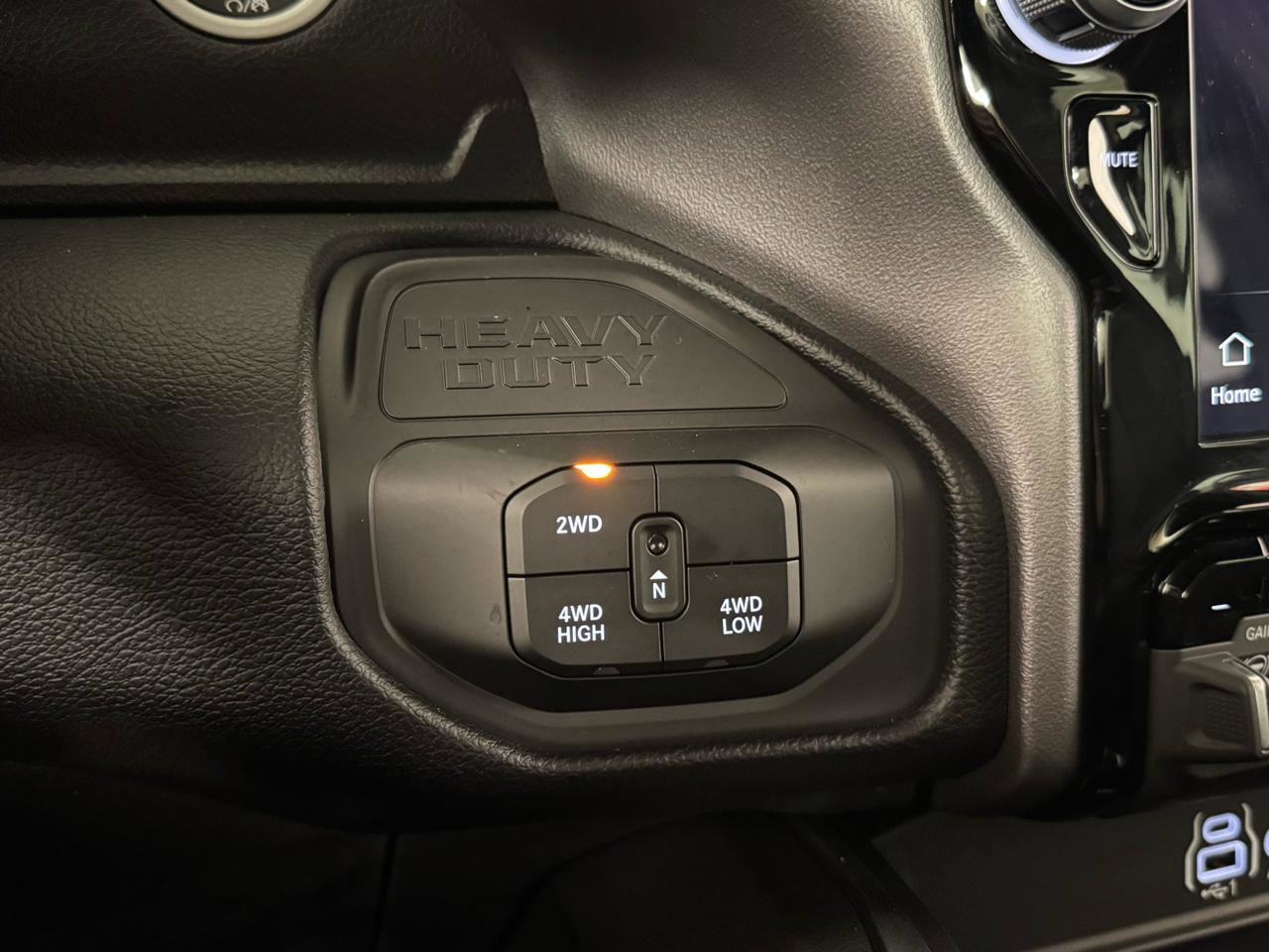 Used 2026 RAM 3500 Big Horn image 32