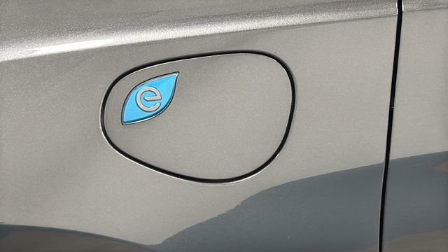Used 2022 Chrysler Pacifica Touring-L FWD image 41