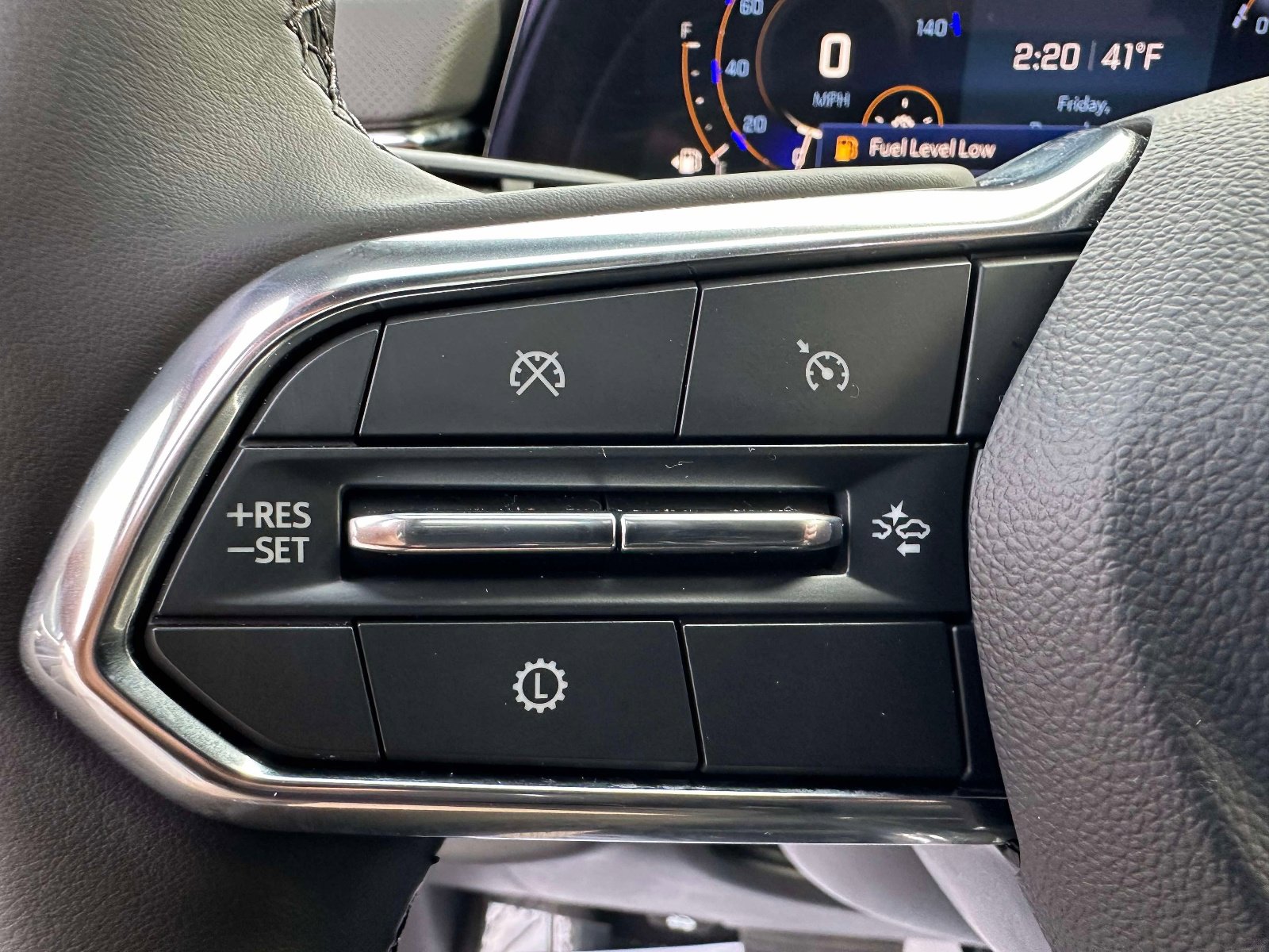 Used 2025 Chevrolet Tahoe High Country w/ LPO, Illumination Package image 18