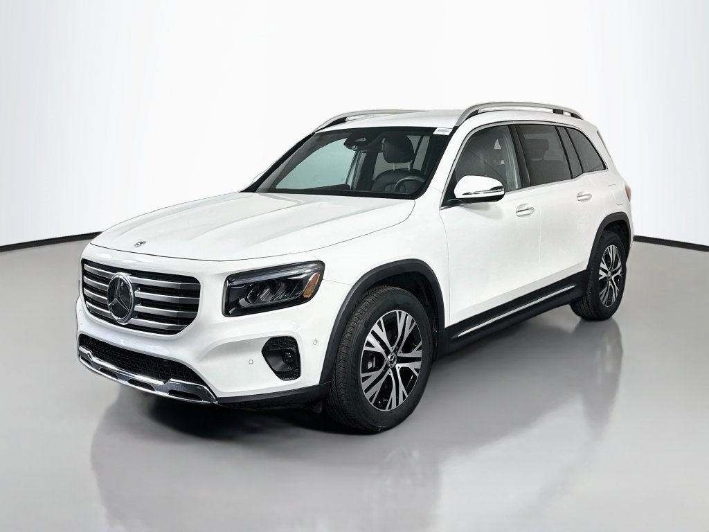 Used 2024 Mercedes-Benz GLB 250 image 4