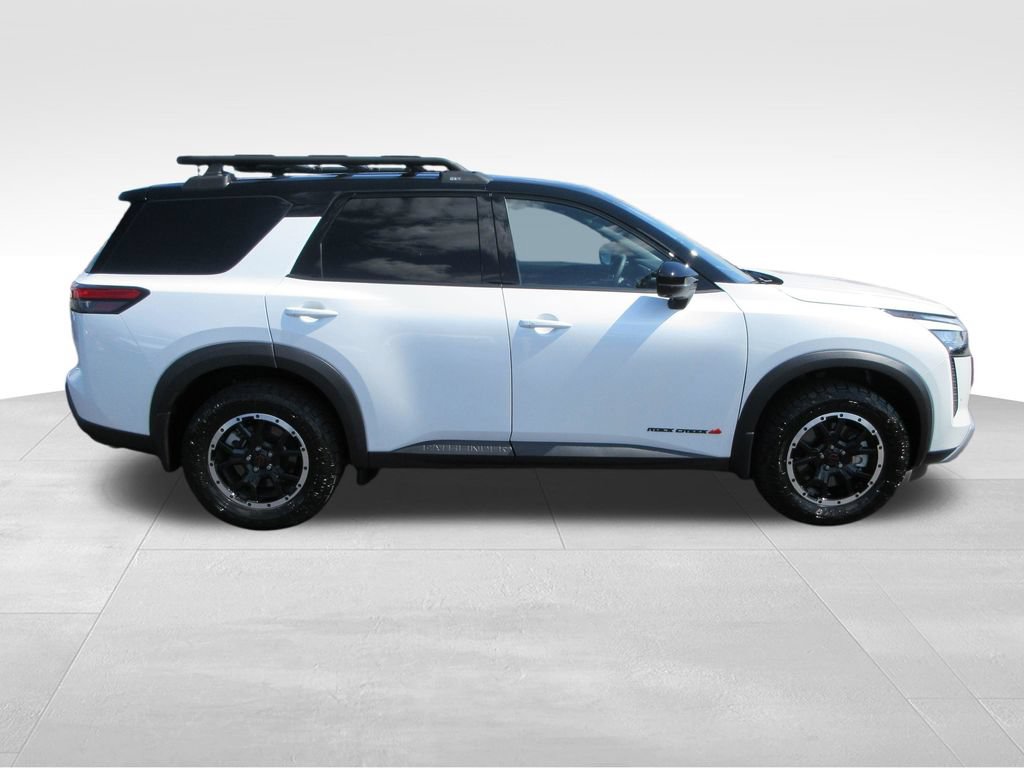 Used 2026 Nissan Pathfinder Rock Creek AWD/4WD image 6