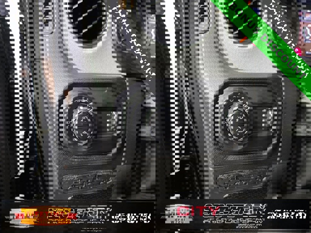 New 2025 Jeep Gladiator Sport image 14