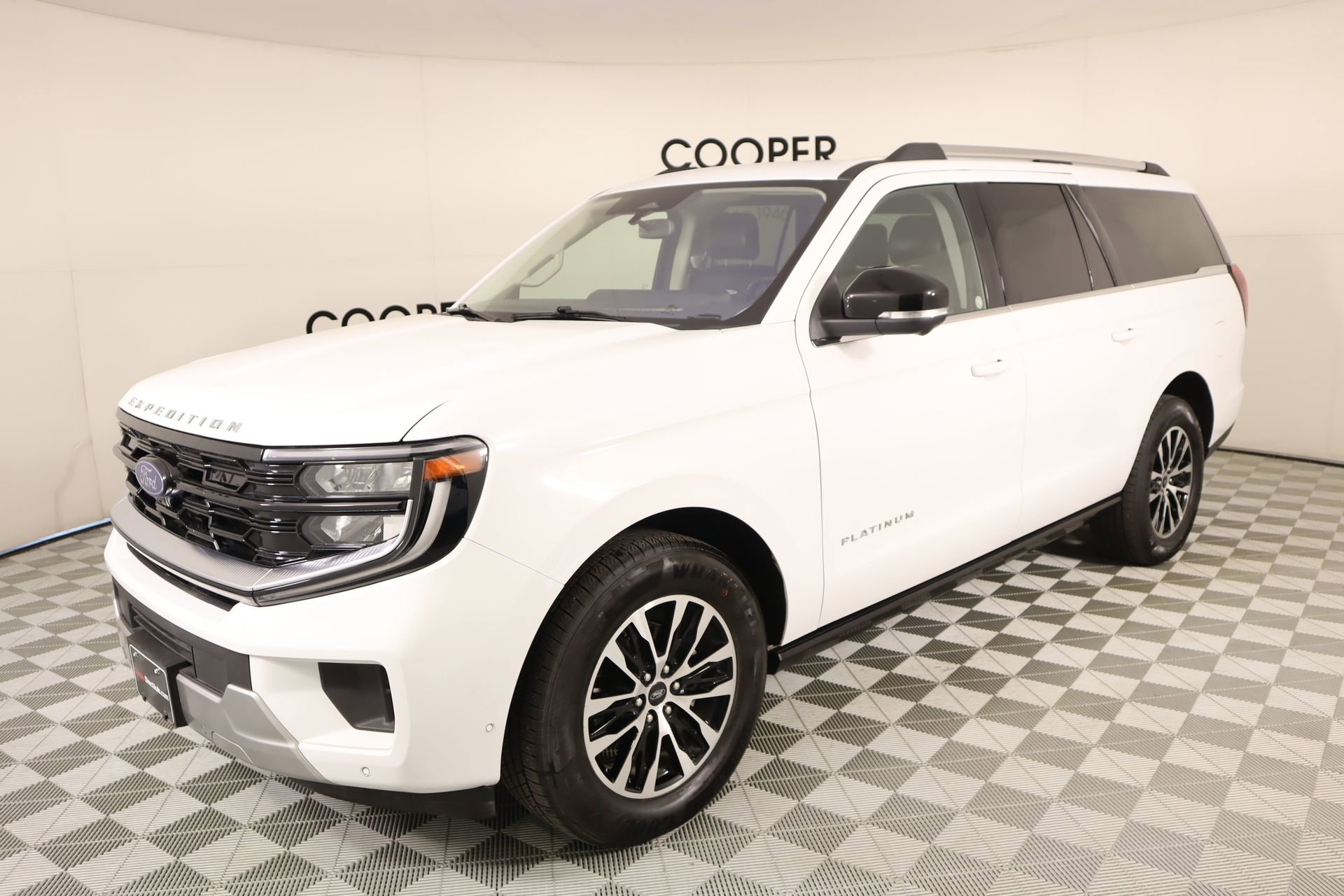 Used 2025 Ford Expedition Max Platinum AWD/4WD image 11