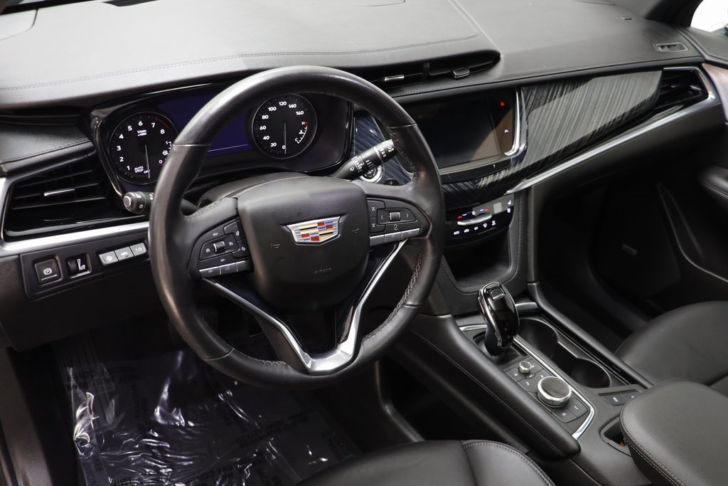 Certified 2024 Cadillac XT6 Premium Luxury w/ Technology Package image 6