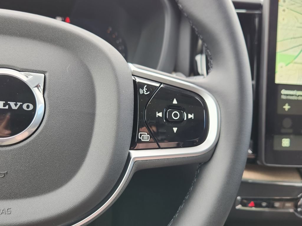 New 2026 Volvo XC60 B5 Core image 17