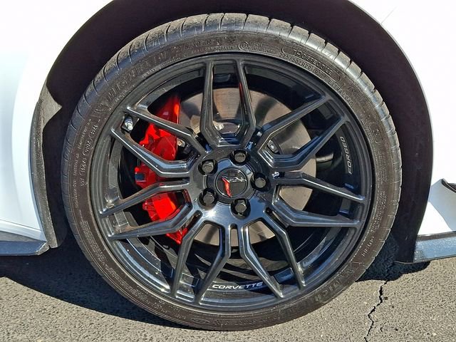 Used 2025 Chevrolet Corvette Z06 w/ Battery Protection Package image 8