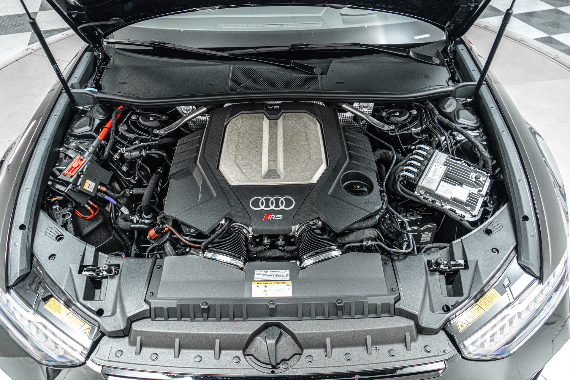 Used 2024 Audi RS 6 performance AWD/4WD image 12