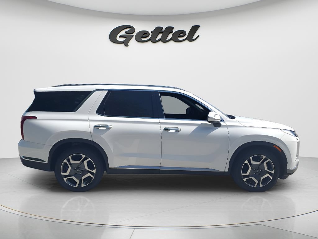 Used 2024 Hyundai Palisade Limited FWD image 4