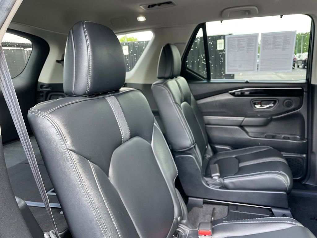Certified 2025 Honda Pilot EX-L image 36