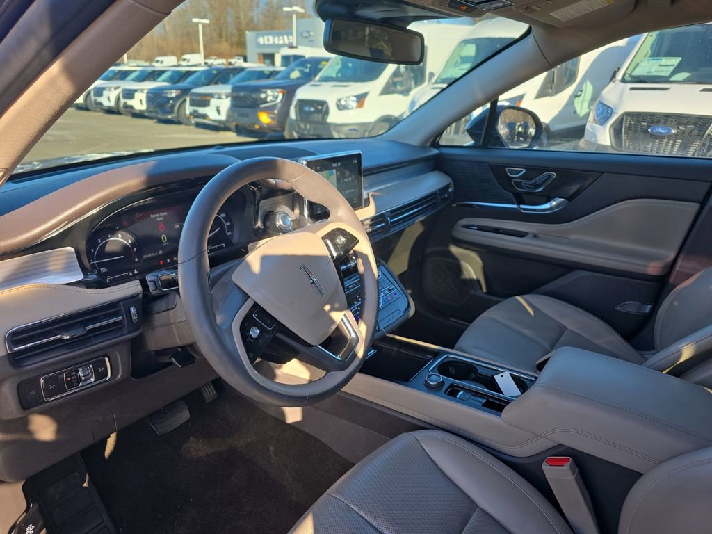 Used 2022 Lincoln Corsair AWD w/ Equipment Group 101A image 33