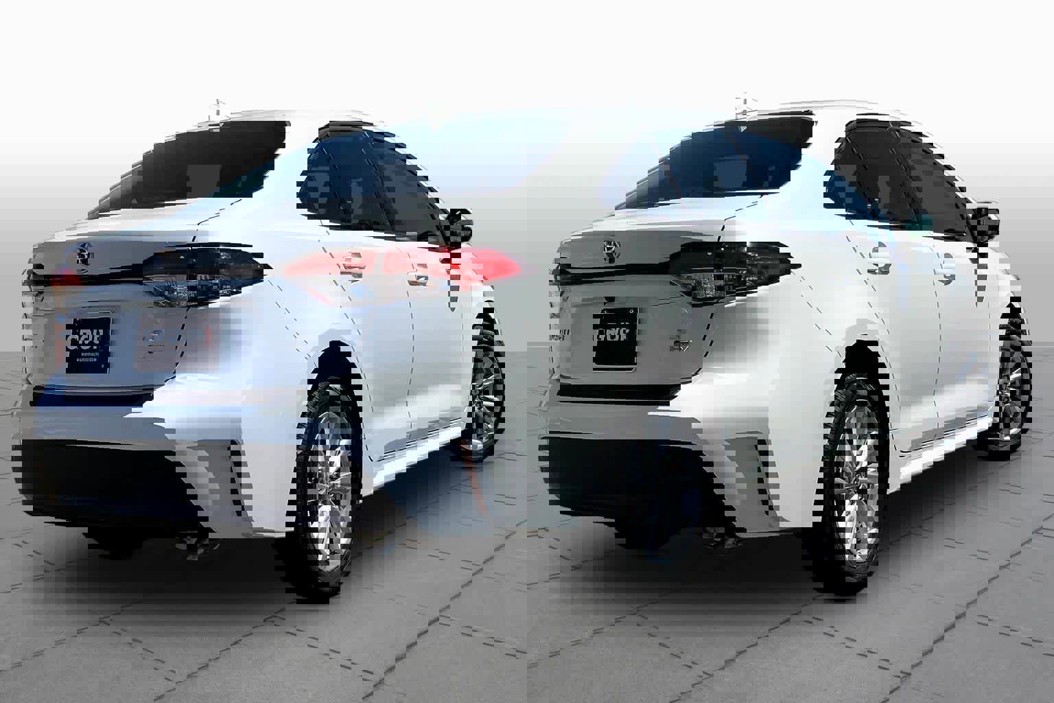 Used 2025 Toyota Corolla LE w/ LE Premium Package image 13