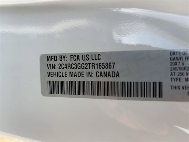 New 2026 Chrysler Pacifica Limited w/ Uconnect Theater Family Group image 20