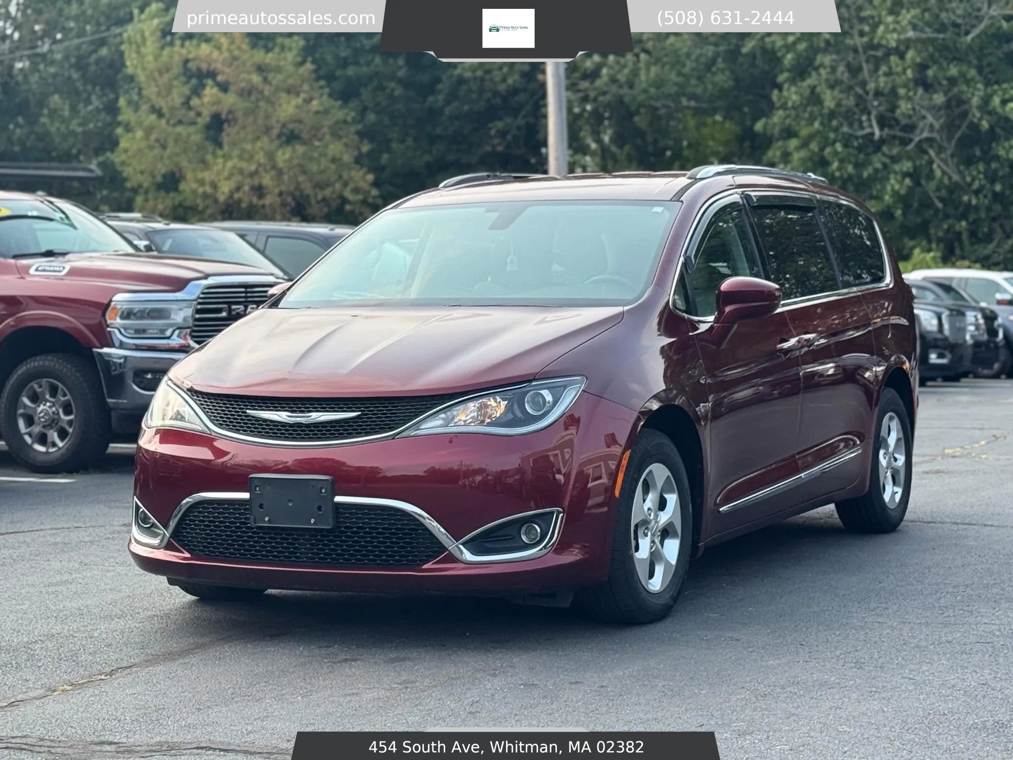 Used 2017 Chrysler Pacifica Touring-L Plus image 1