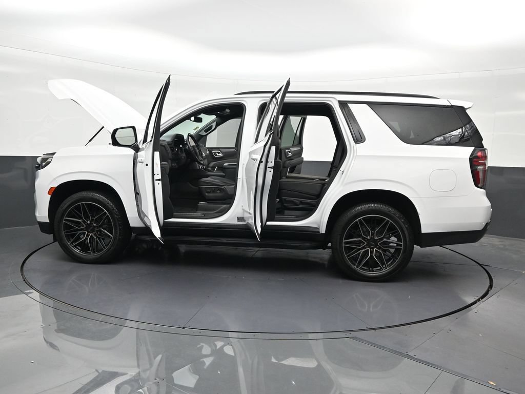 Used 2023 Chevrolet Tahoe RST w/ Luxury Package RWD image 35