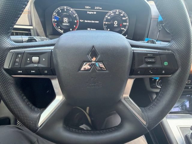 Used 2024 Mitsubishi Outlander SEL FWD image 16