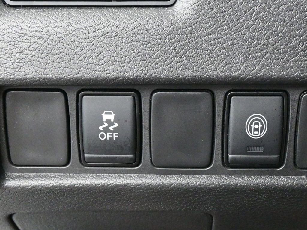 Used 2023 Nissan Murano SV image 18