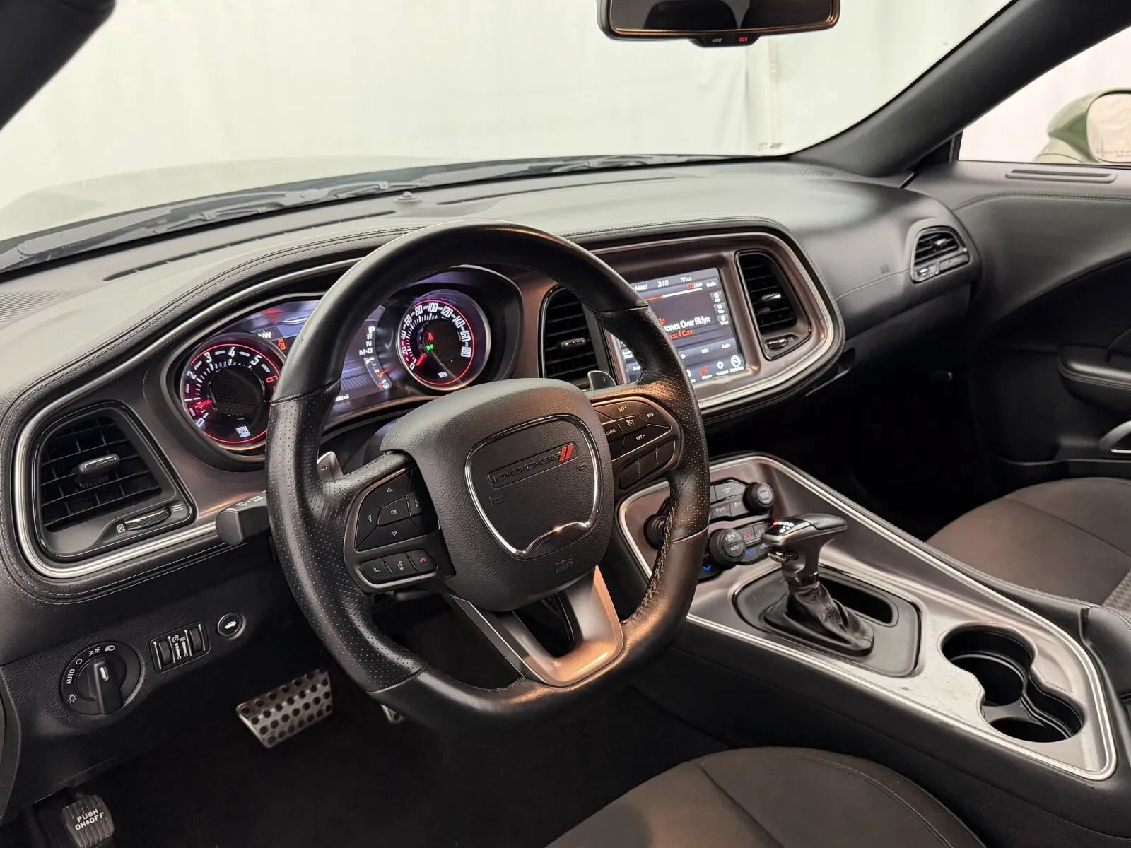 Used 2020 Dodge Challenger R/T Scat Pack RWD image 6