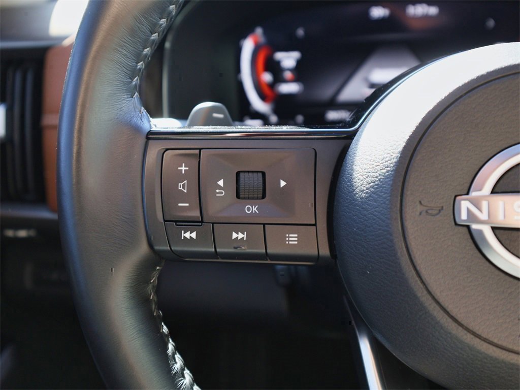 Used 2023 Nissan Pathfinder Platinum w/ Cargo Package image 28