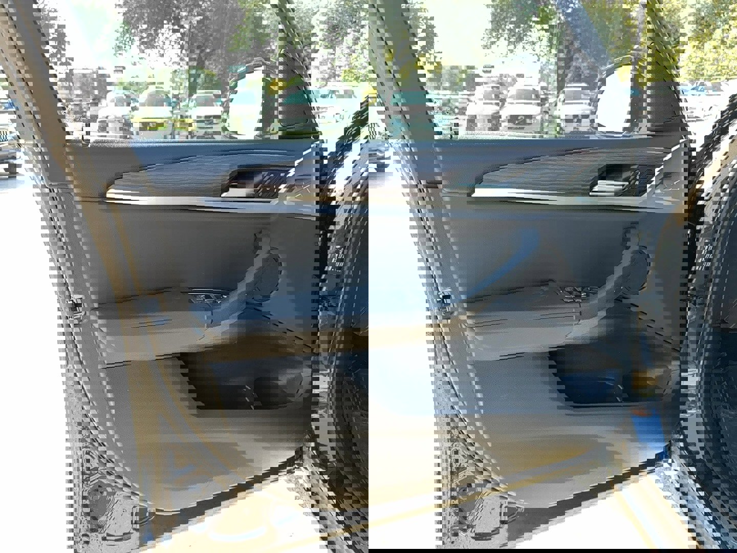 Used 2021 BMW X3 xDrive30i w/ Convenience Package image 8