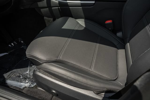 New 2026 Mercedes-Benz C 300 4MATIC Sedan image 31