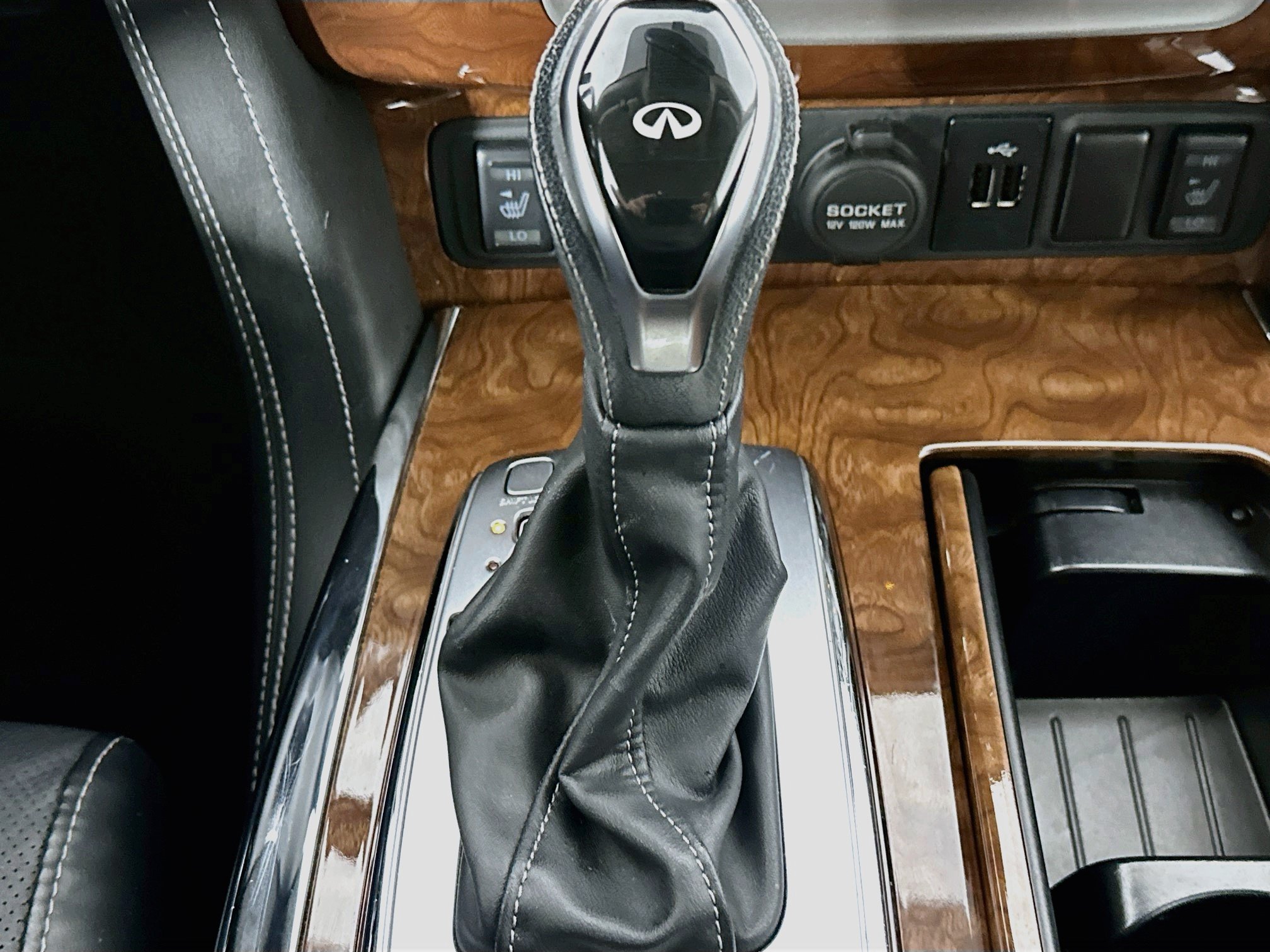Used 2019 INFINITI QX80 Luxe w/ Proassist Package RWD image 24