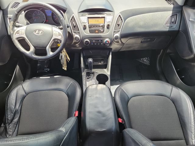 Used 2011 Hyundai Tucson GLS FWD image 12