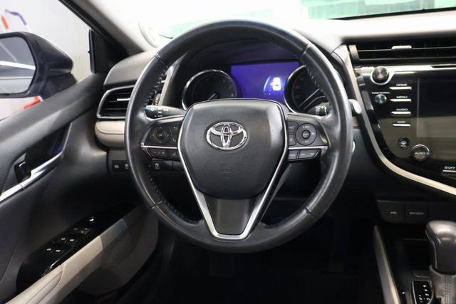 Used 2020 Toyota Camry XLE w/ Navigation Package image 15