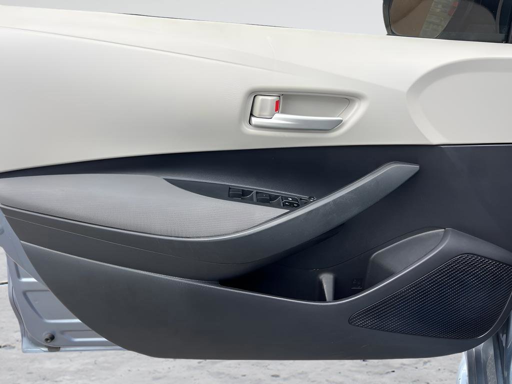 Used 2021 Toyota Corolla L FWD image 30