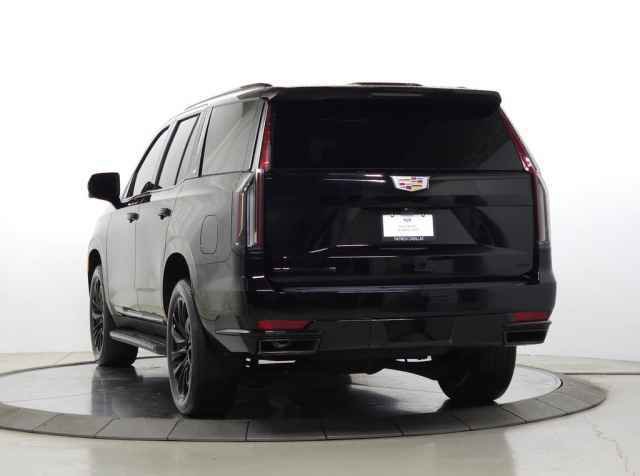 Used 2021 Cadillac Escalade Sport w/ Driver Assist Tech Package AWD/4WD image 3