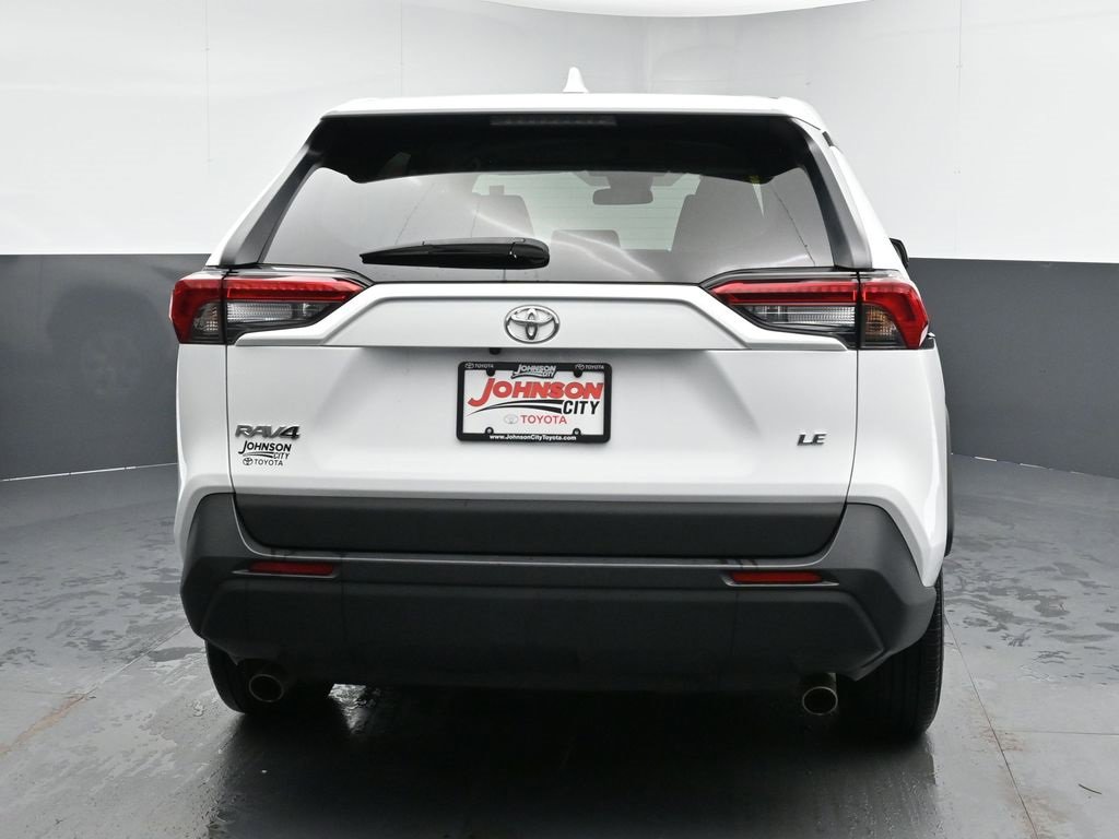Used 2023 Toyota RAV4 LE image 8