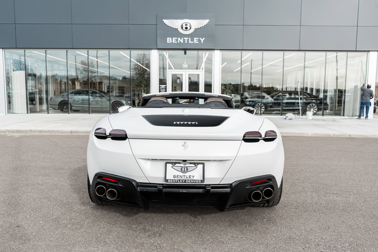 Used 2024 Ferrari Roma Spider image 11