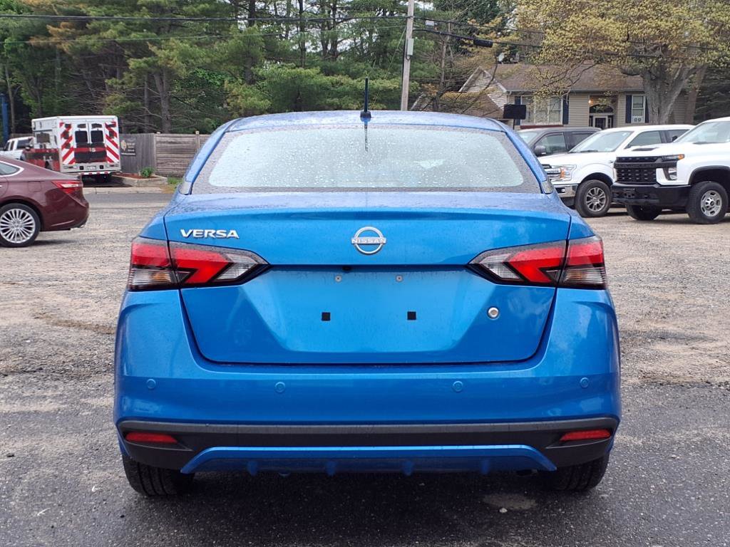 Used 2024 Nissan Versa S w/ Trunk Package image 6