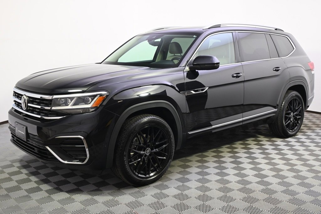 Used 2021 Volkswagen Atlas SEL Premium image 2