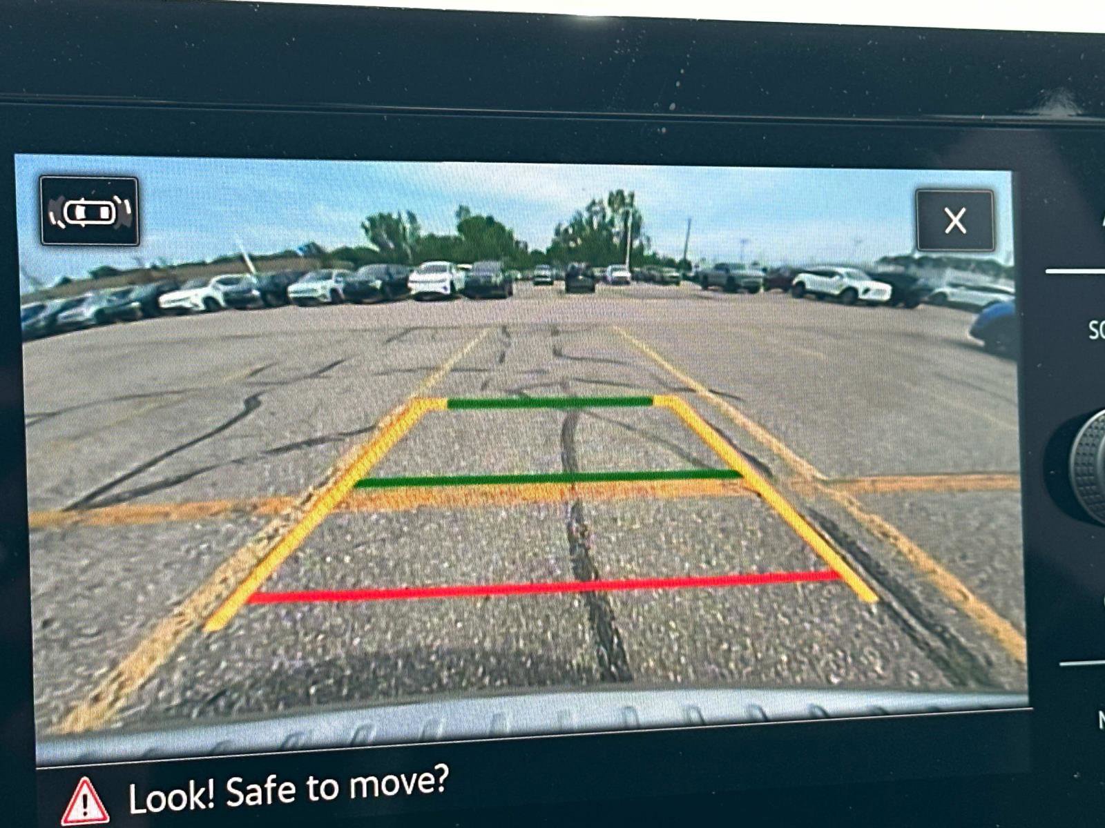 New 2025 Volkswagen Taos SE image 26