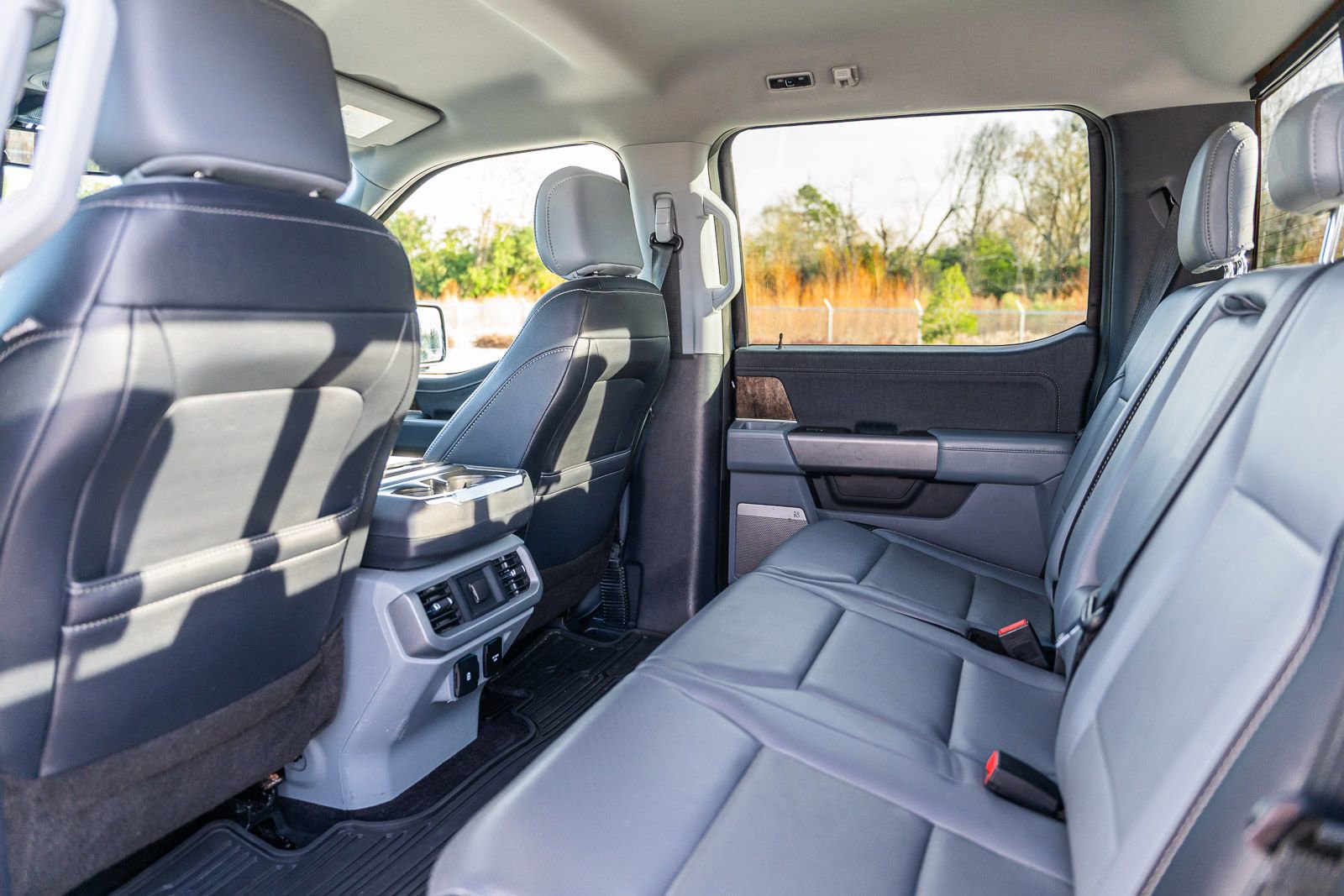 Used 2021 Ford F150 Lariat image 15