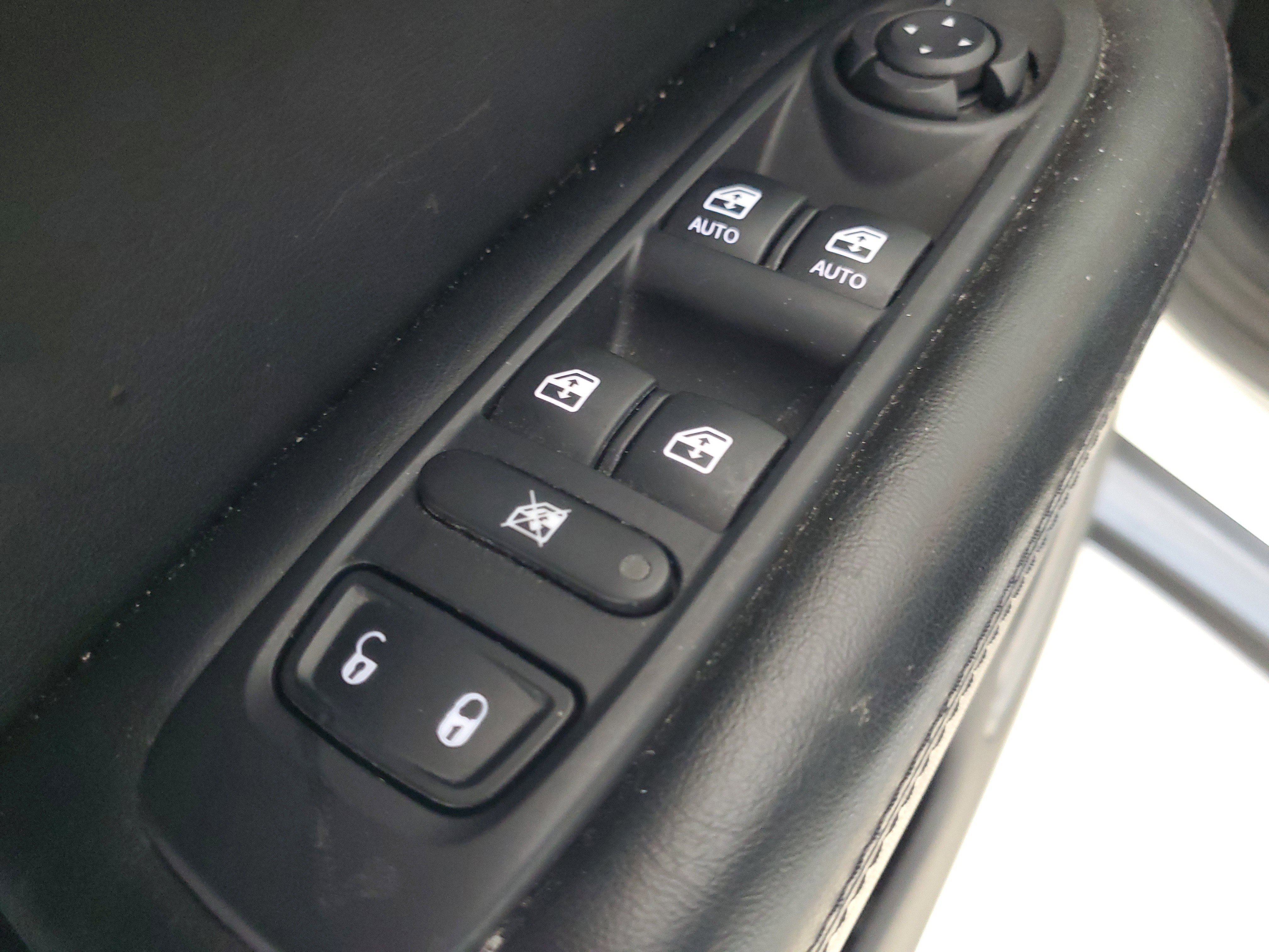 Used 2020 Jeep Compass Altitude image 22