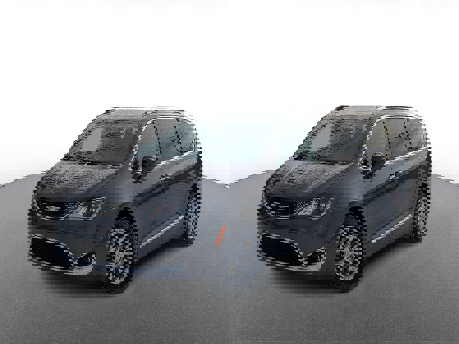 Certified 2017 Chrysler Pacifica Touring-L Plus w/ Advanced Safetytec Group image 1