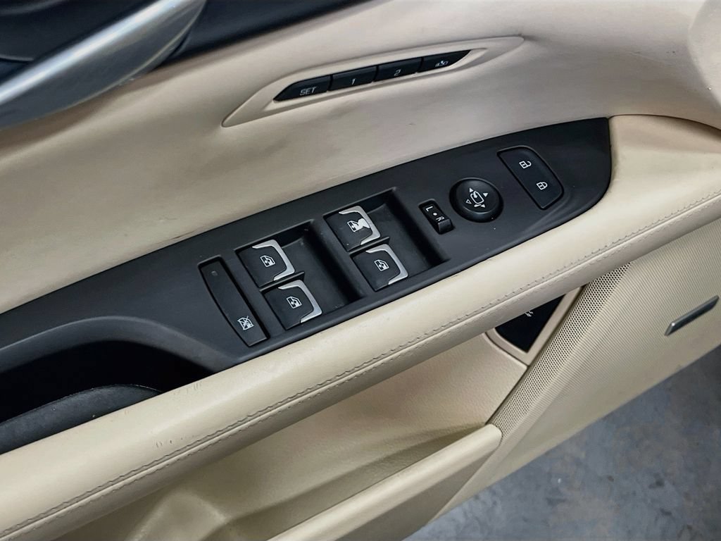 Used 2018 Cadillac CT6 Platinum AWD/4WD image 18