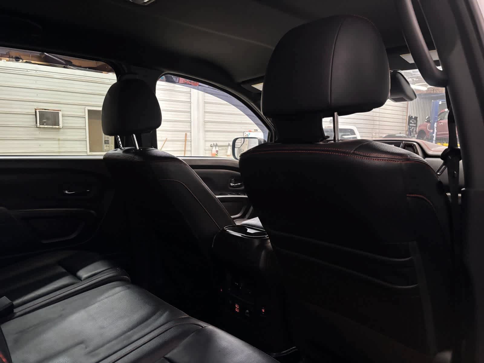 Used 2021 Nissan Titan PRO-4X w/ Pro-4x Convenience Package AWD/4WD image 27