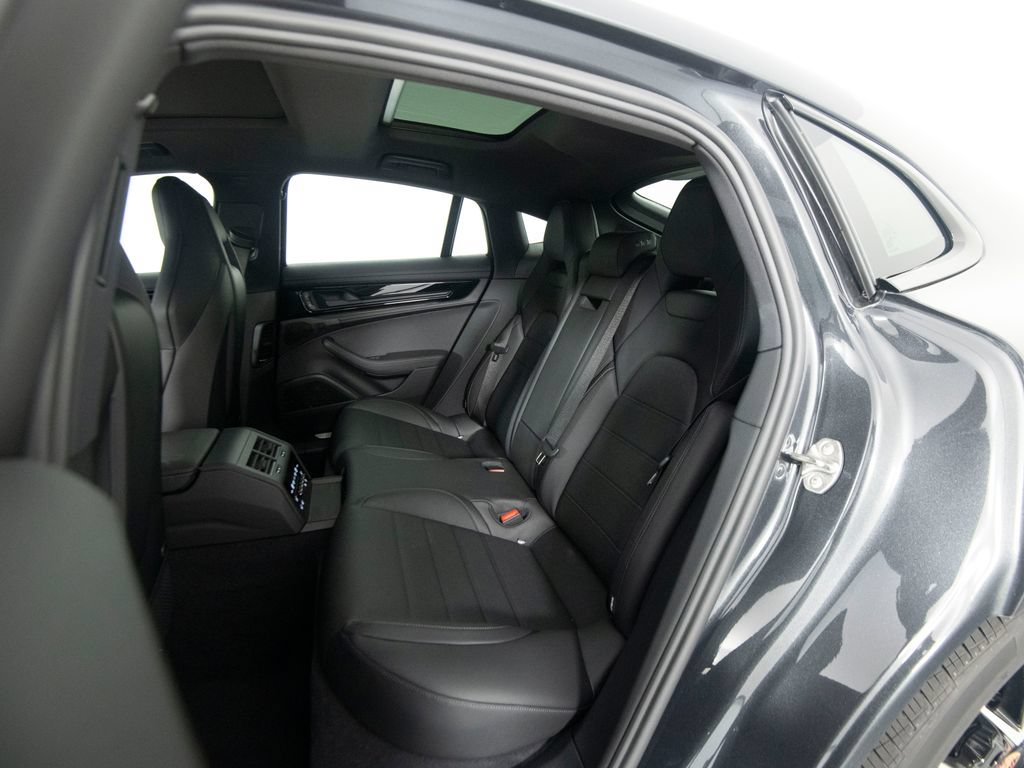 New 2026 Porsche Panamera 4 AWD/4WD image 37