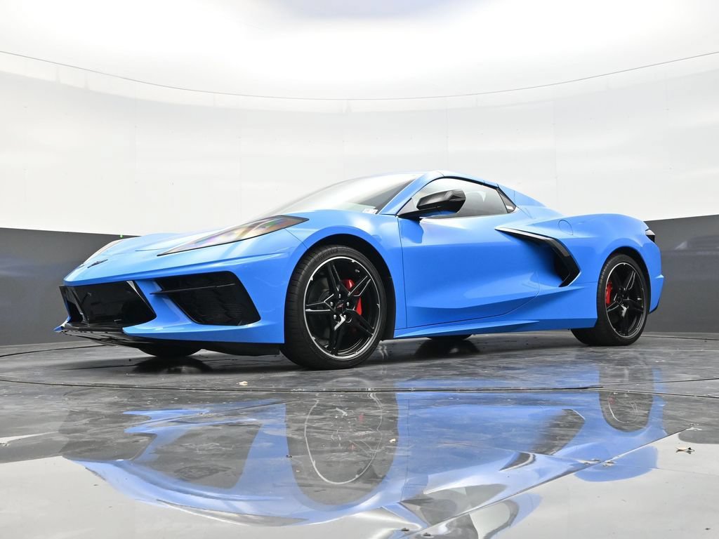 Used 2025 Chevrolet Corvette Stingray Preferred Conv w/ 2LT RWD image 20