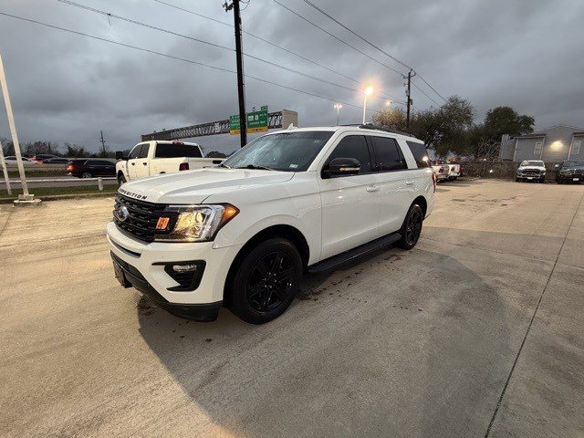 Used 2020 Ford Expedition XLT w/ Equipment Group 202A image 2